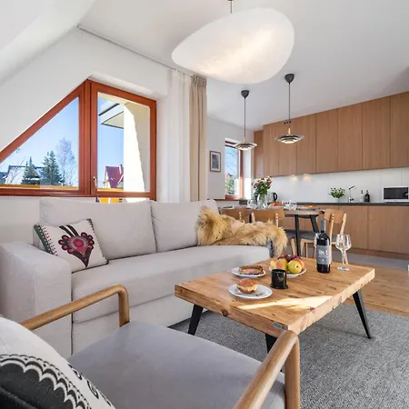 Limba - Kominek, Komfort I Gory Apartament